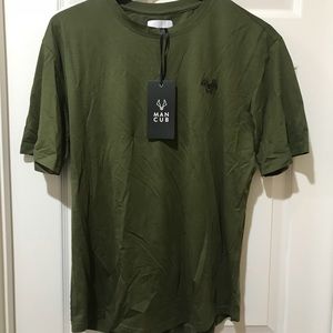 Man-Cub Scoop fitted shirt